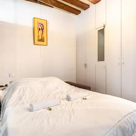 Guestready - Stone Near Sainte-chapelle * Parigi