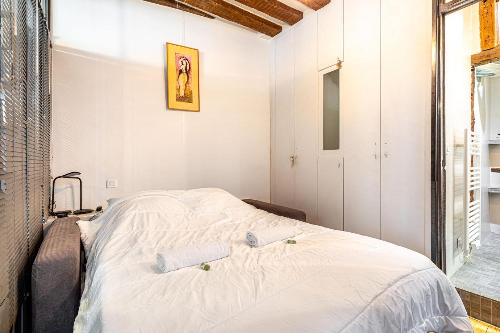 Guestready - Stone Near Sainte-chapelle * Parigi